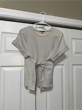 Express Tie-Front Short Sleeve Top in Light Beige